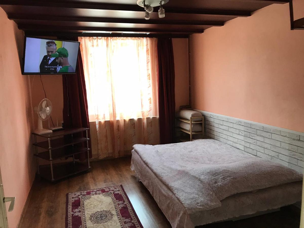 Apartament Andreea Târgu-Mureş Exteriör bild