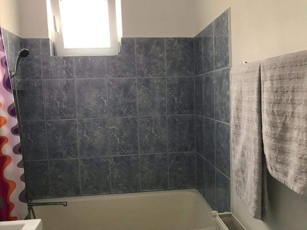 Apartament Andreea Târgu-Mureş Exteriör bild
